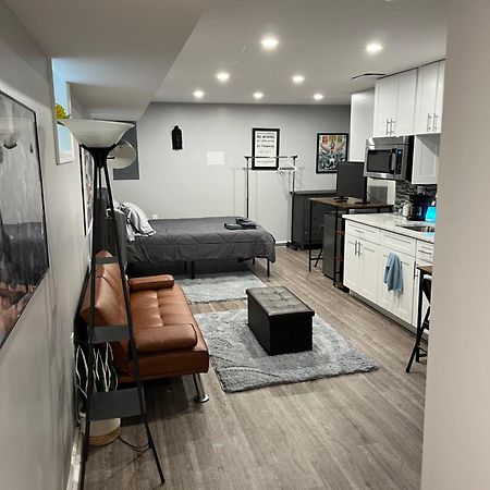 Urban Retreat Basement Studio Only Two Blocks From Metro! Off Street Parking! Washington Buitenkant foto